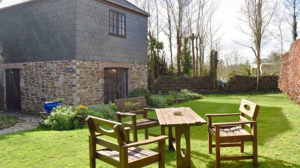 Chapel Amble Cottage | The Loft, Homeleigh Farm