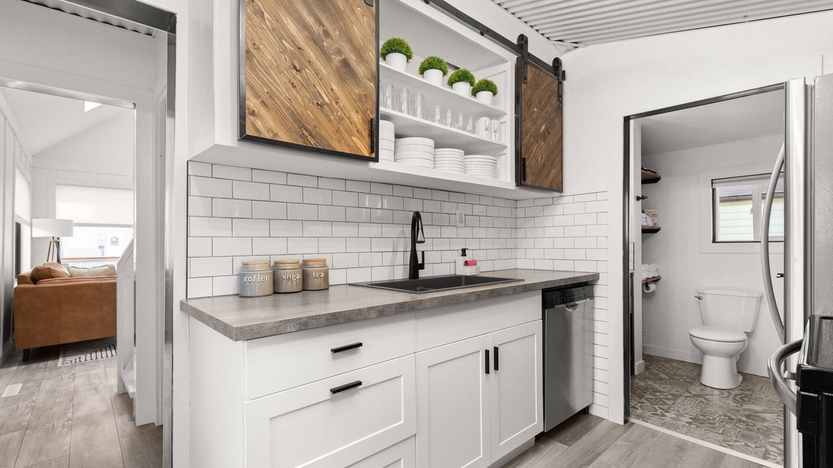 Medicine Hat House | The Loft House
