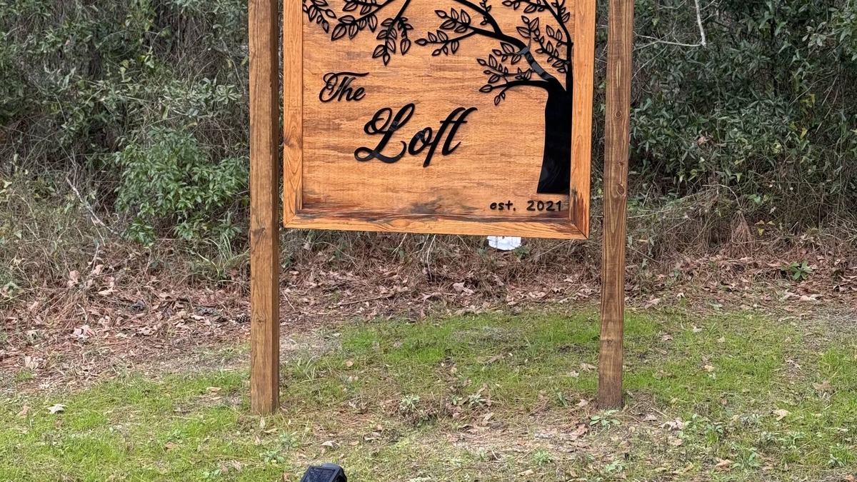 Live Oak Cottage | The Loft in Live Oak, Fl.