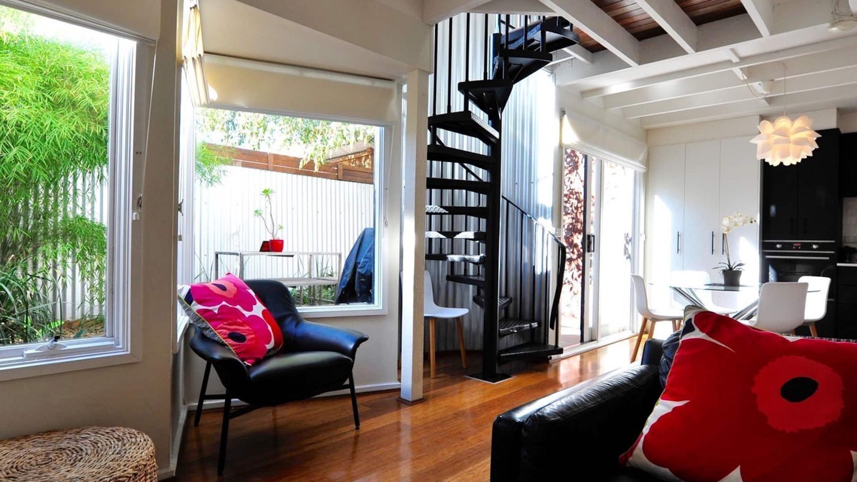 Fitzroy North House | The Loft - Melbourne Short Term Rentals