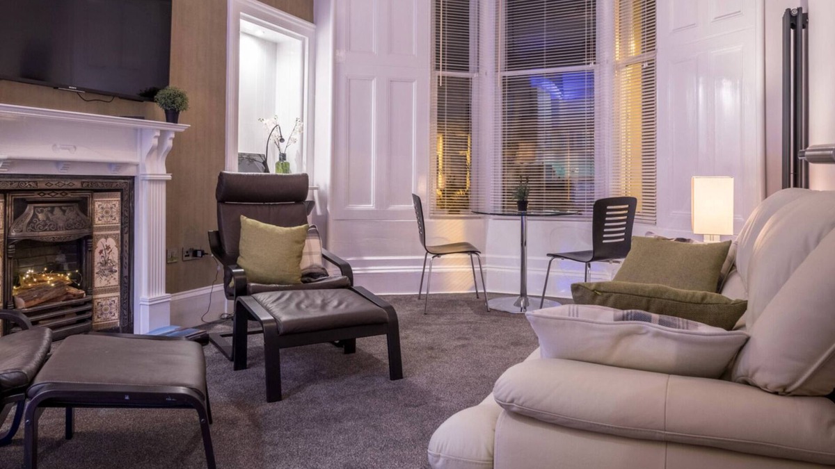 Milngavie Apartment | The Lomond by West Highland Apartments