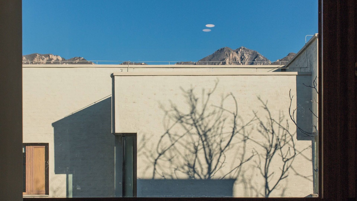 Yanqing Hotel | The Long Circle House