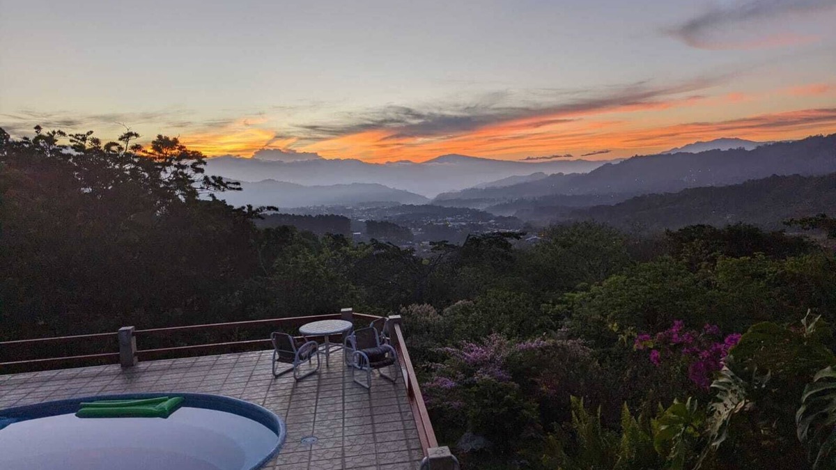 Garabito House | The Lookout. A nature lovers paradise.