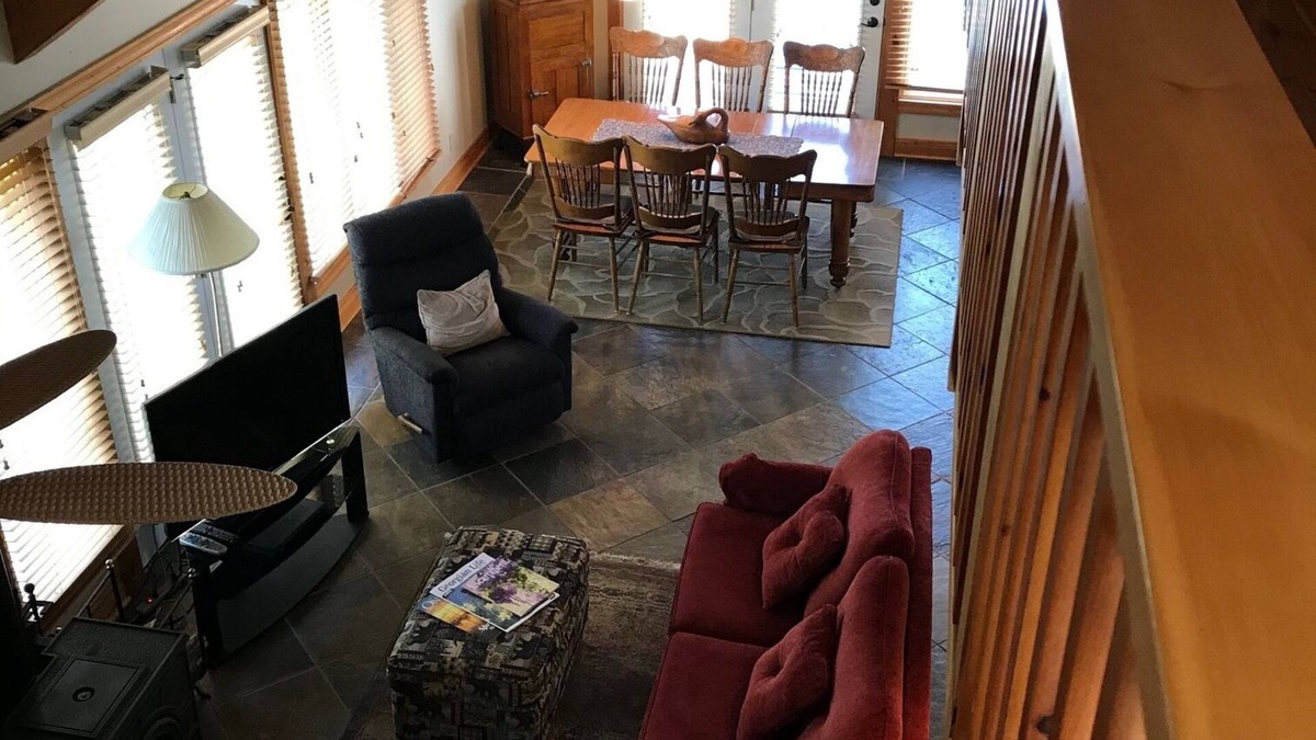 The Blue Mountains Cottage | “The Loons” Waterfront Cottage with Private Beach on Georgian Bay! Pet friendly