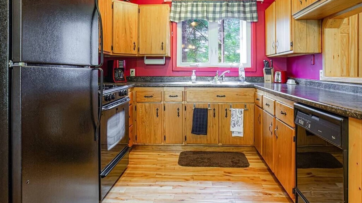 Clam Lake House | The Lost Bear Lodge-Chippewa River