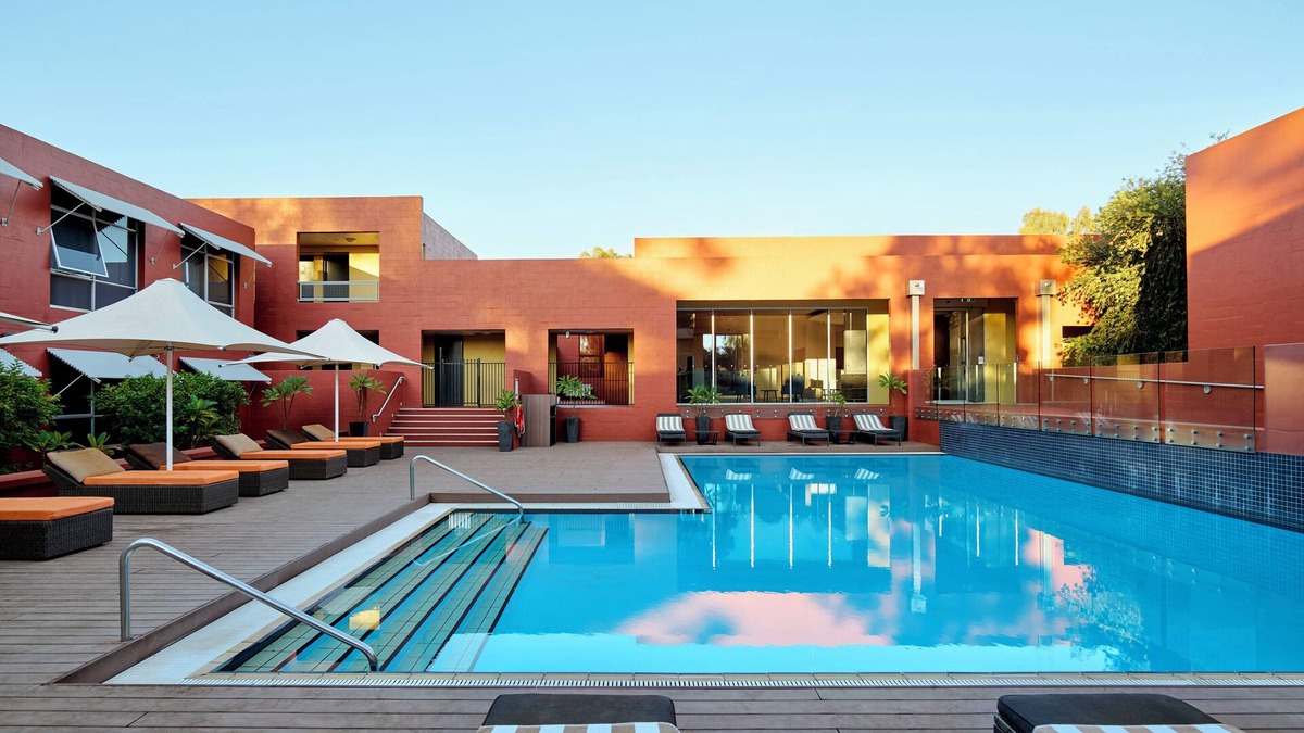 Yulara Hotel | The Lost Camel