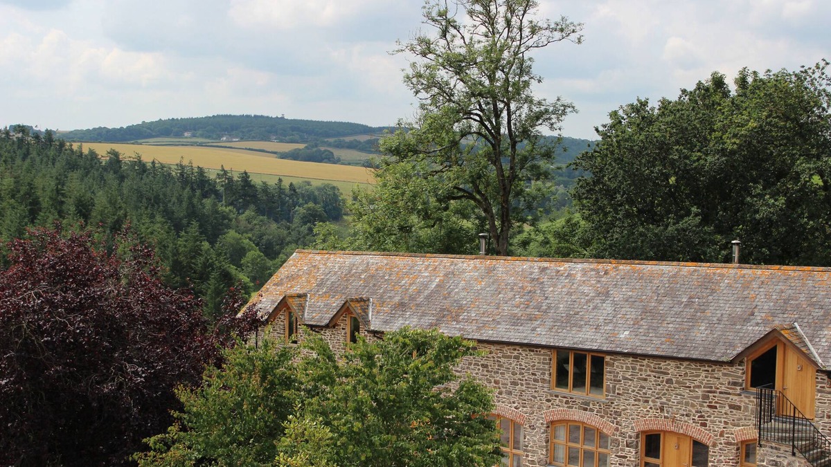 Chulmleigh House | The Lower Arches, luxury Converted Barn in Devon countryside
