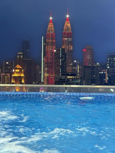 Kuala Lumpur City Centre Apartment | The Luxe infinitum KL City View