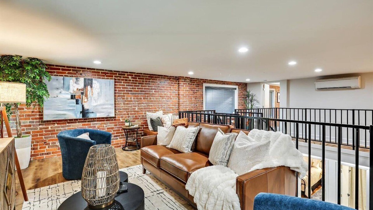 Downtown Jackson Apartment | The Luxe Loft-Downtown Jackson