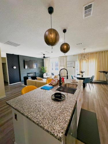 Glenn Heights House | The Luxe Residence Glenn heights, 4 Bedroom Home