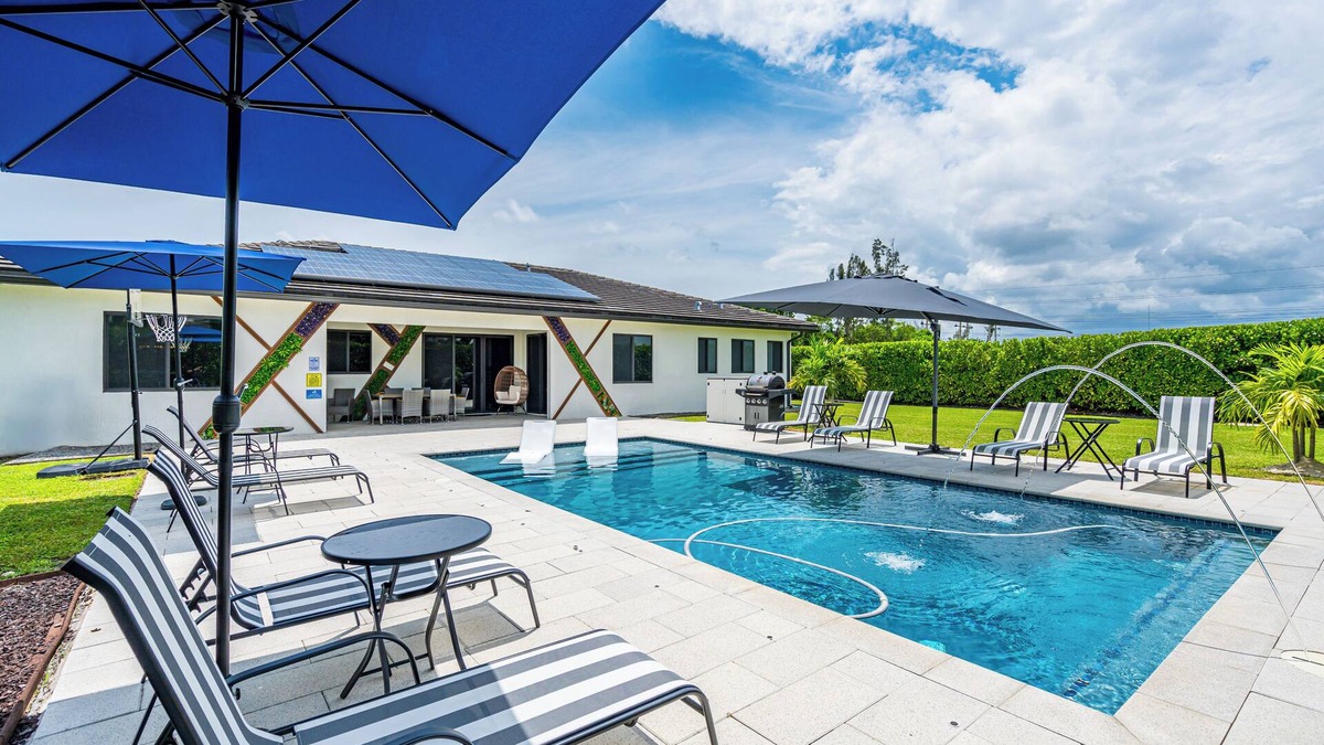 Princeton House | The Luxe Retreat