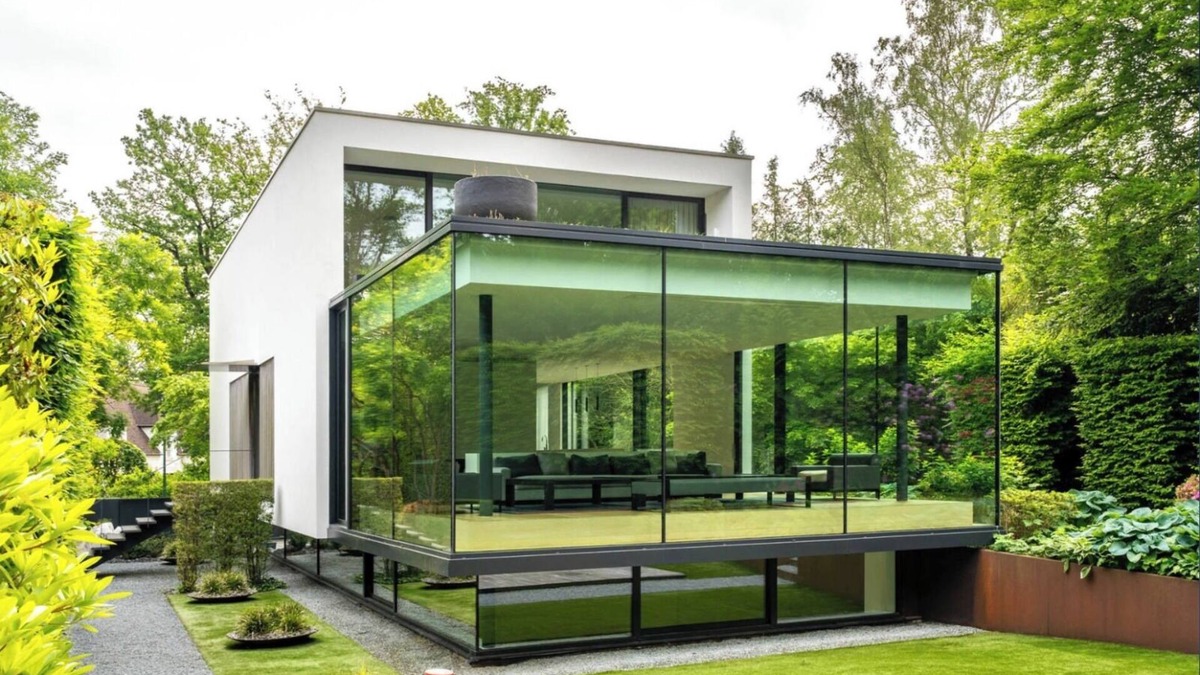 Ukkel Villa | The Luxury Glass Manor