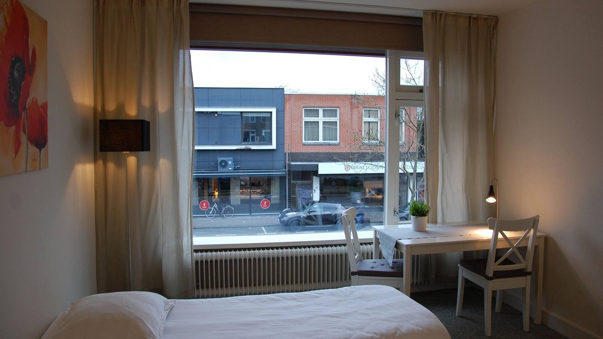 Lasonder-Zeggelt Apartment | The luxury of a hotel, with the charm of home.