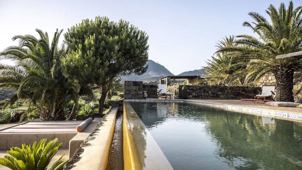Pantelleria Villa | The luxury of silence - Dammuso Le Bughe