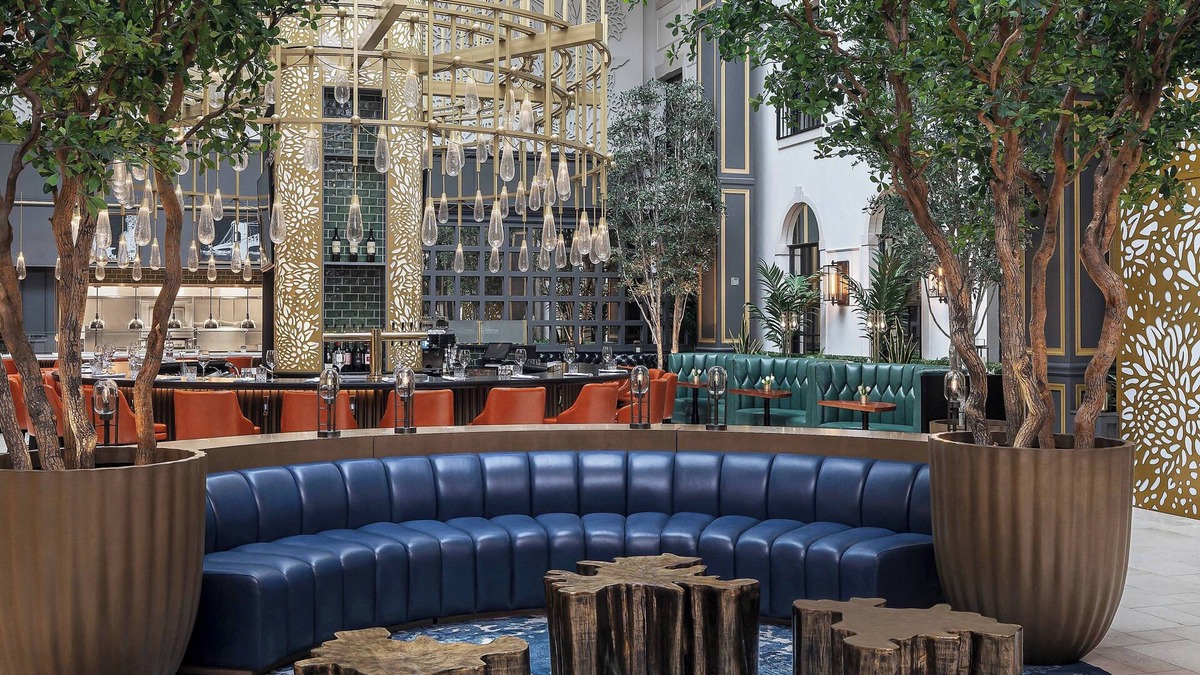 Central Business District Hotel | The Lytle Park Hotel, Autograph Collection