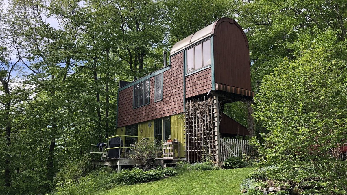 Warren House | The Mailbox House - get away into nature!
