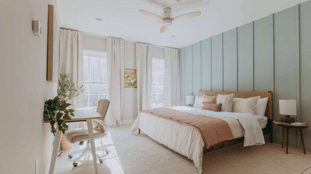 Lancaster Apartment | The Maisonette on Duke | King Bed, Chic, Downtown Lancaster