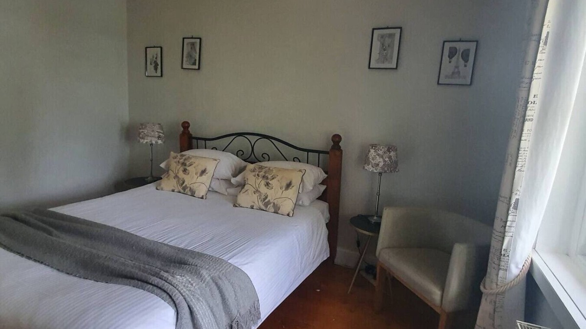 Lake Wendouree House | The Malt House Cottage