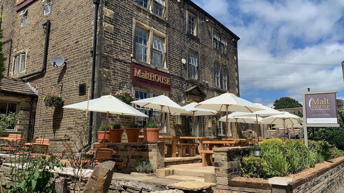 Rishworth Bed & Breakfast | The Malthouse