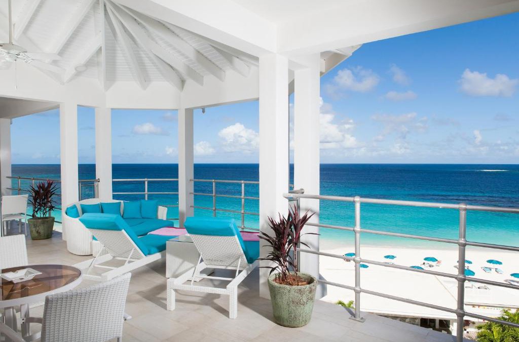 Shoal Bay Hotel | The Manoah Boutique Hotel