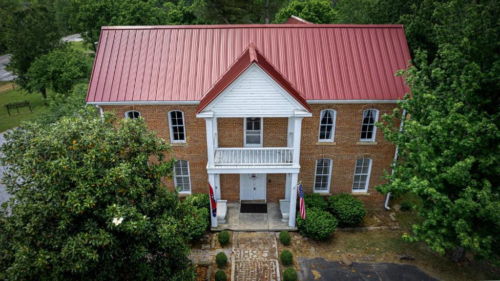 Altamont House | The Manor 1885