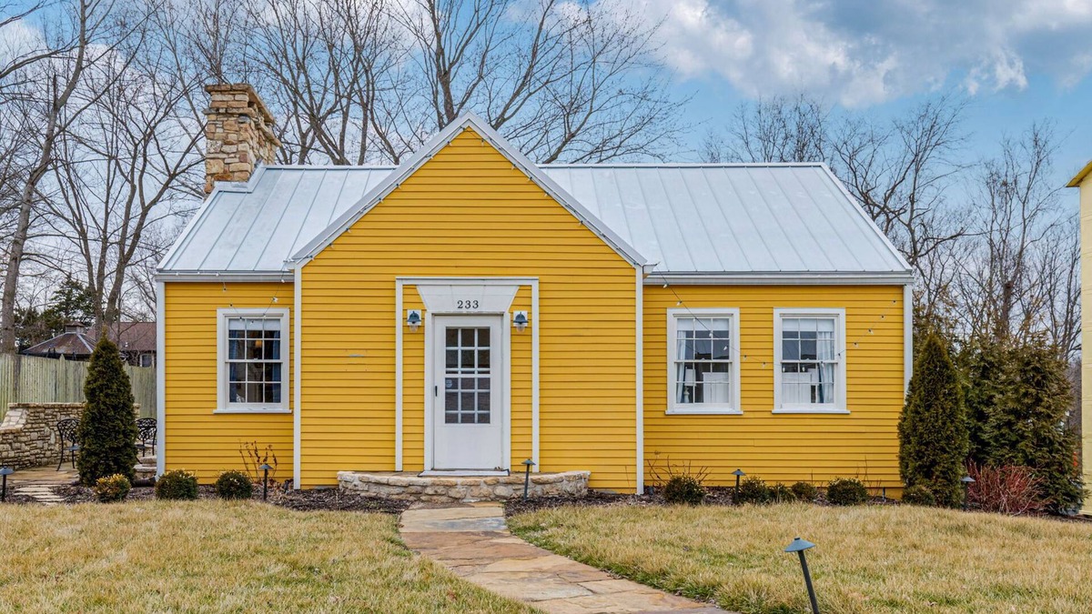 Augusta Cottage | The Marigold Cottage by StayLage