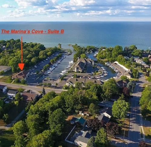 Grimsby Apartment | The Marina's Cove - Suite B - WIFI and 2 Free Parking