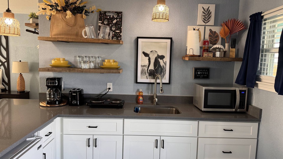 Surfside Beach Apartment | The Mark at Surfside, Apt. 7