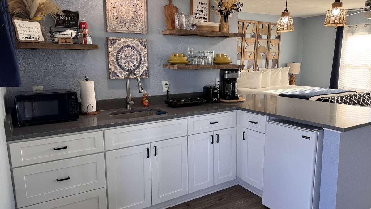Surfside Beach Apartment | The Mark at Surfside, Apt. 8