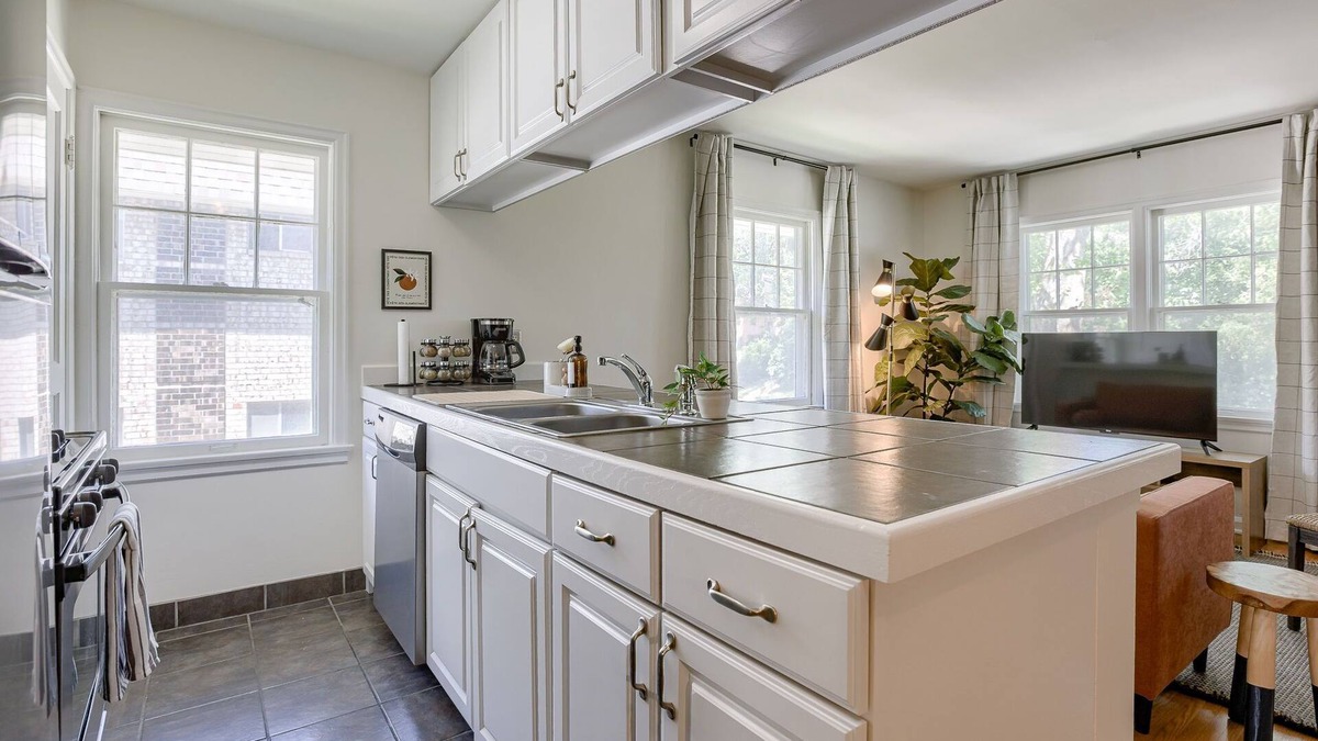 Dundee-Happy Hollow Historic District House | The Markham - Prime Location for CWS