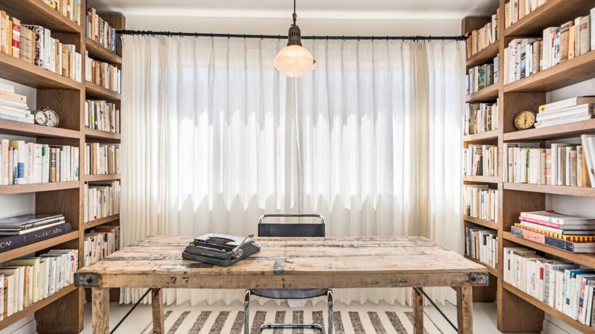 West Beach Apartment | The Marlowe Library Suite - Vintage Luxury at the Beach - Hotel Amenities