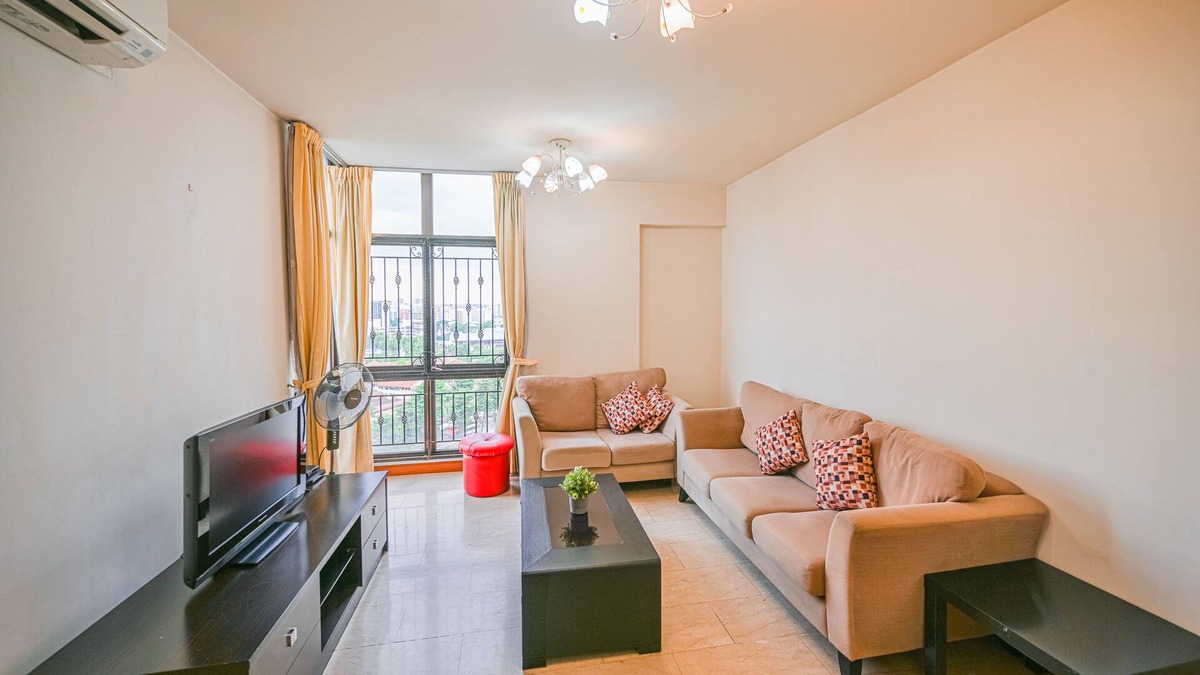 Singapore Apartment | The May-Fair: Located near major universities like NUS, INSEAD...