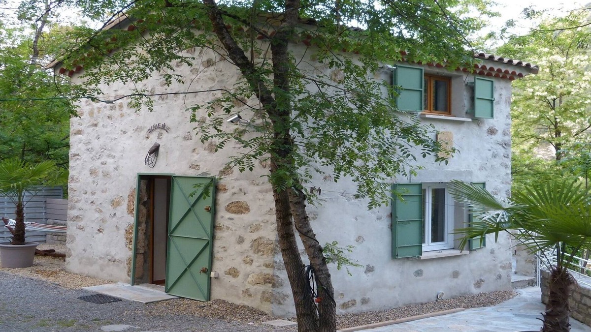 Saint-Laurent-le-Minier House | The Maz de la Vis, in a magical natural setting