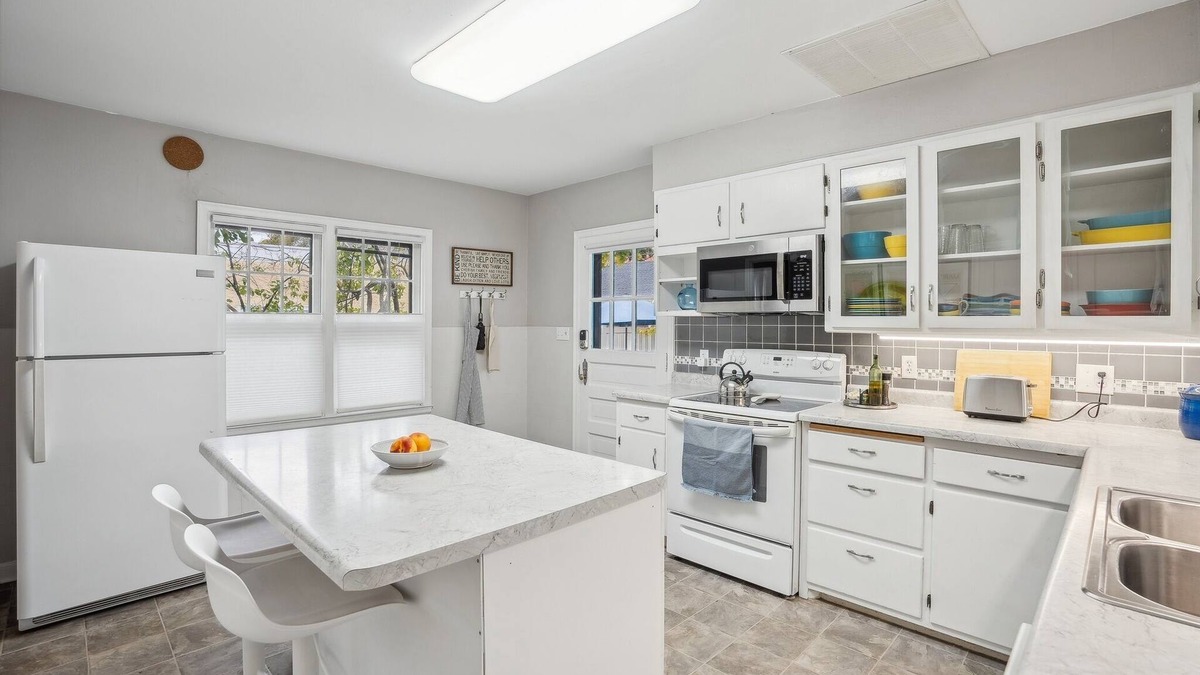 Eau Claire Condo | The Mckinley House 3 Bedroom Condo