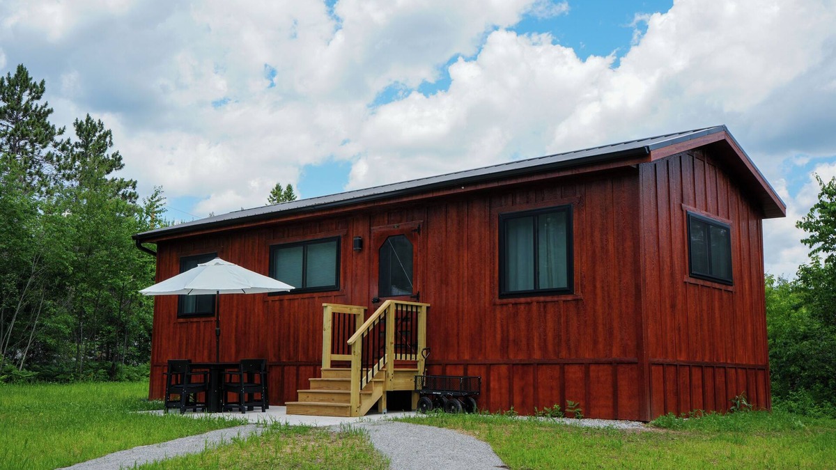 Porterfield House | The Meadows - New! Menominee River Tiny Cottage