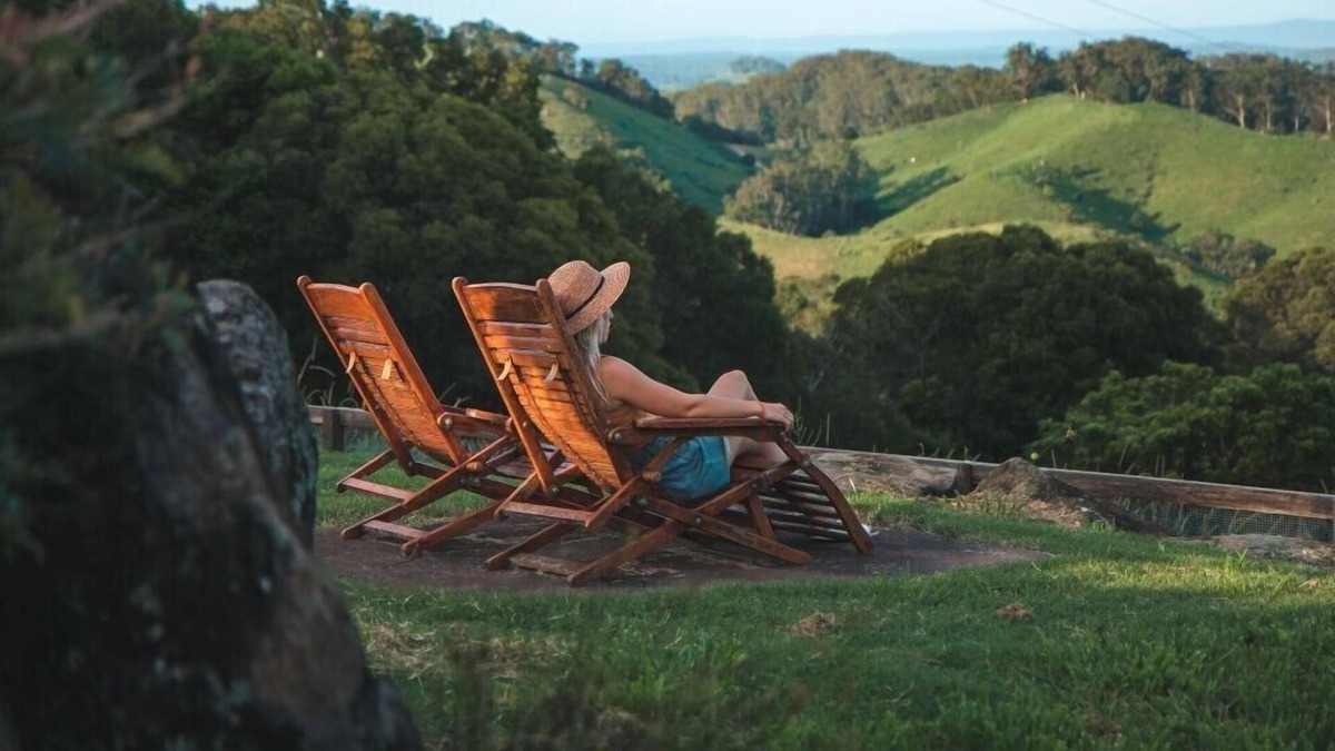 Cooran Cottage | The Melbourne Tram- Noosa Hinterland Farm Stay & Nature Retreat
