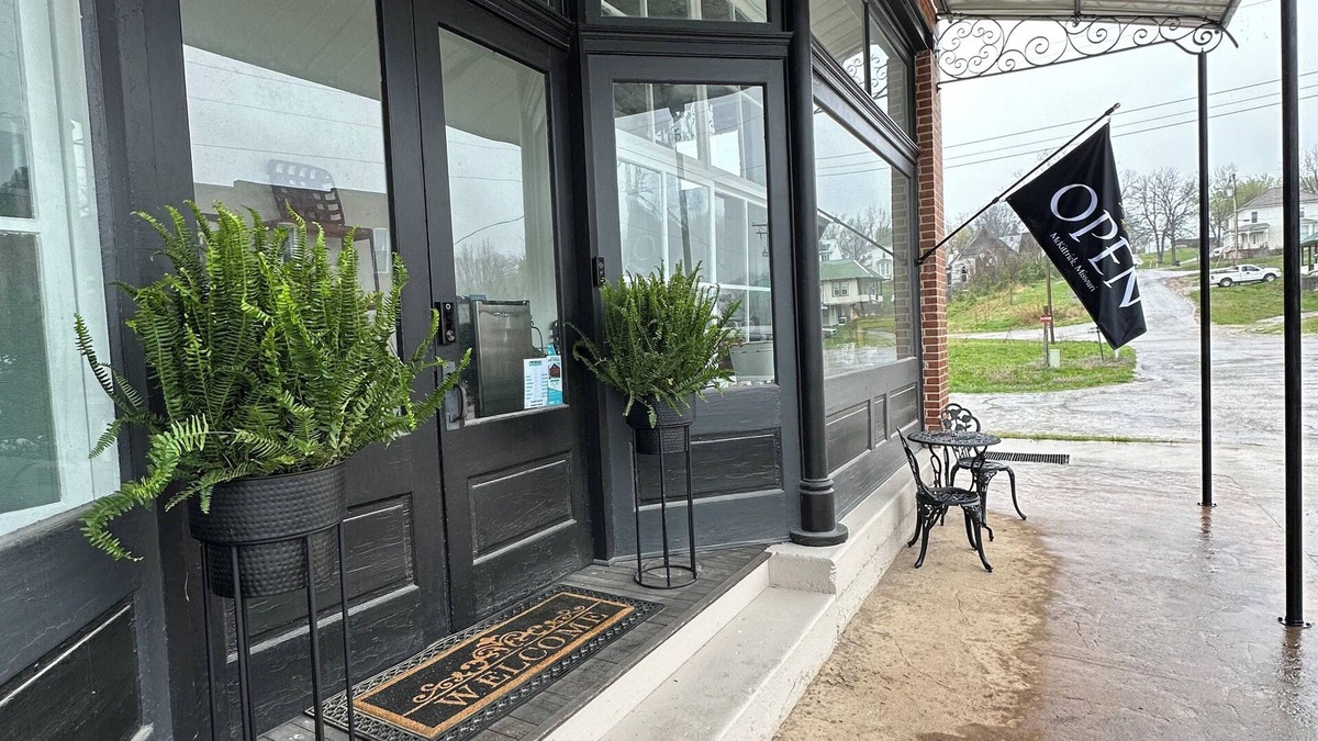 McKittrick Apartment | The Mercantile on the Katy Trail