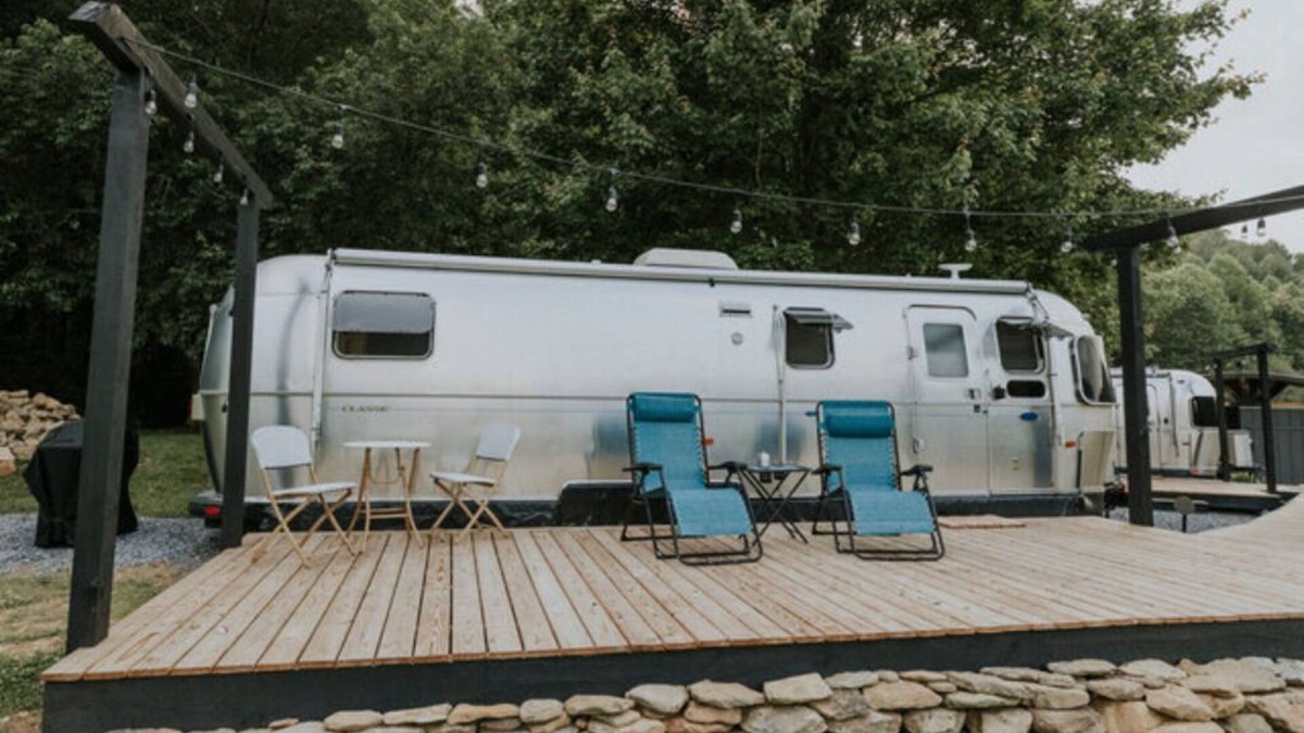 Flag Pond House | The Mimi Unit 9- Not Pet Friendly - Glamping Retro