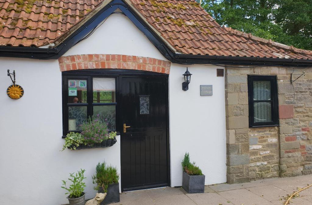 Whitecroft House | The Miners Cottage