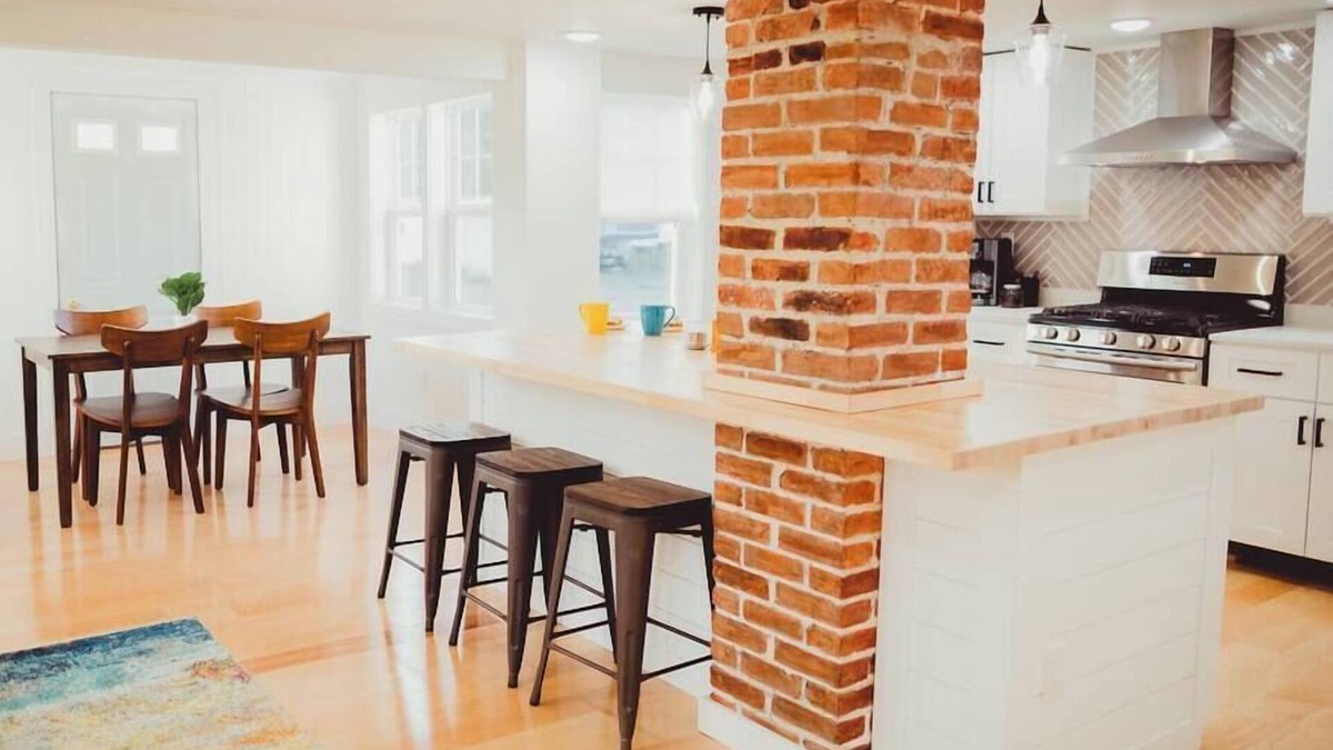 Laurium House | The Miners Rest