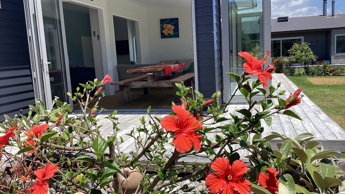 Matapouri House | The Missing Jandal - Great Family Bach. only 80m via private walkway to beach.