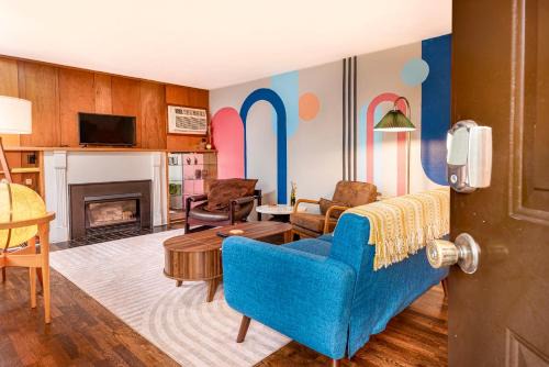 Eugene House | The Mod Pod