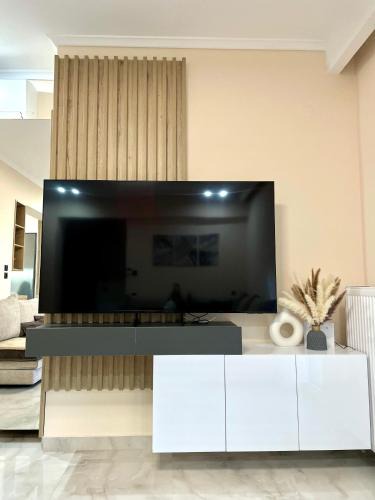 Ampelokipoi-Menemeni Apartment | The MODERN apartment