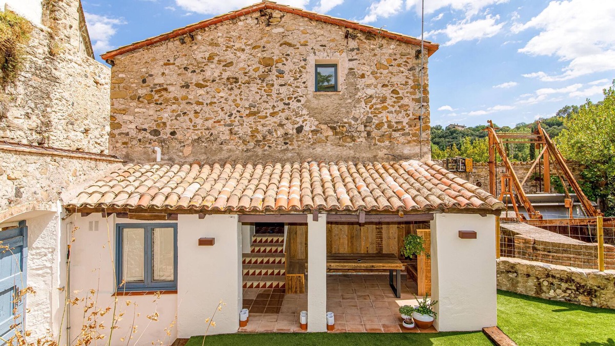 Besalu Cottage | The Molí de Besalú (House with garden)