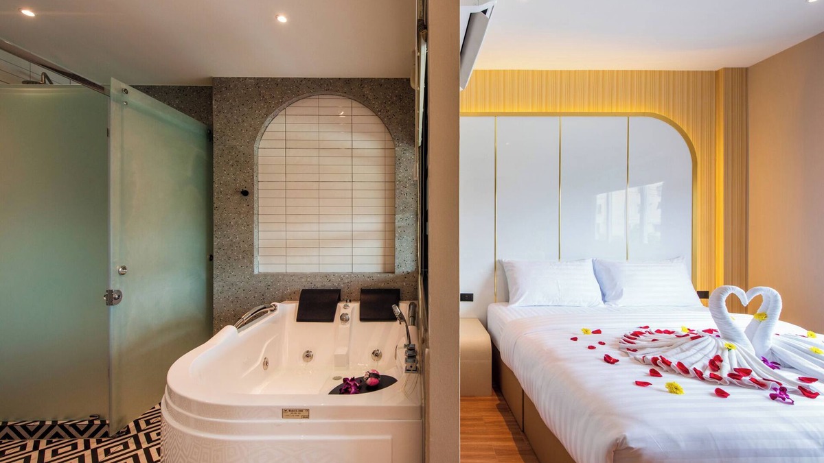 Khlong Nung Hotel | THE MOMENT