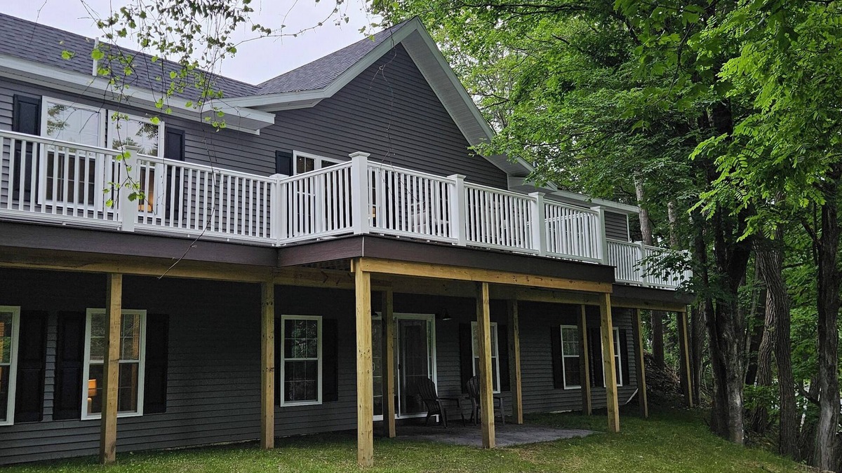 Fly Creek House | The Monarch - Private Setting, Heated Pool, 6 Bedroom, New Build. 6 min to CDP