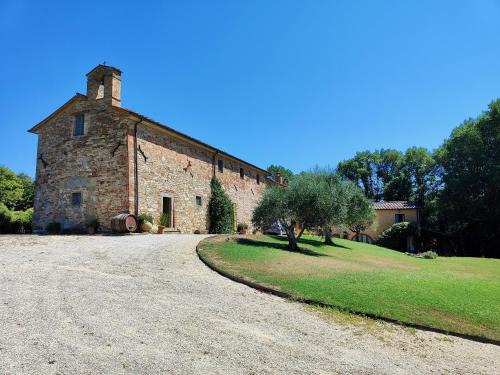 Santa Reparata Villa | The Monastery - St Antimo