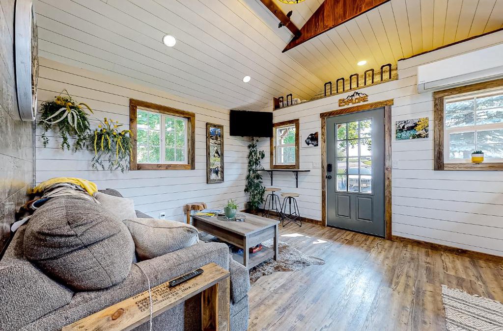 Evergreen House | The Montclair Drive Delight