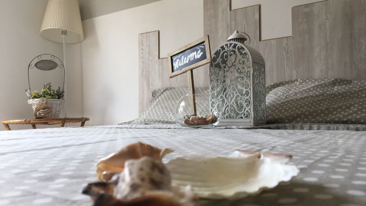 Ceriale House | The moon and the bonfire 009024-LT-0548