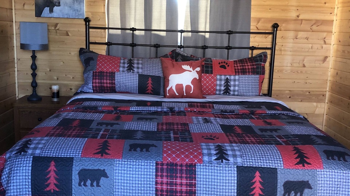 Clark Cabin | The Moose Lodge
